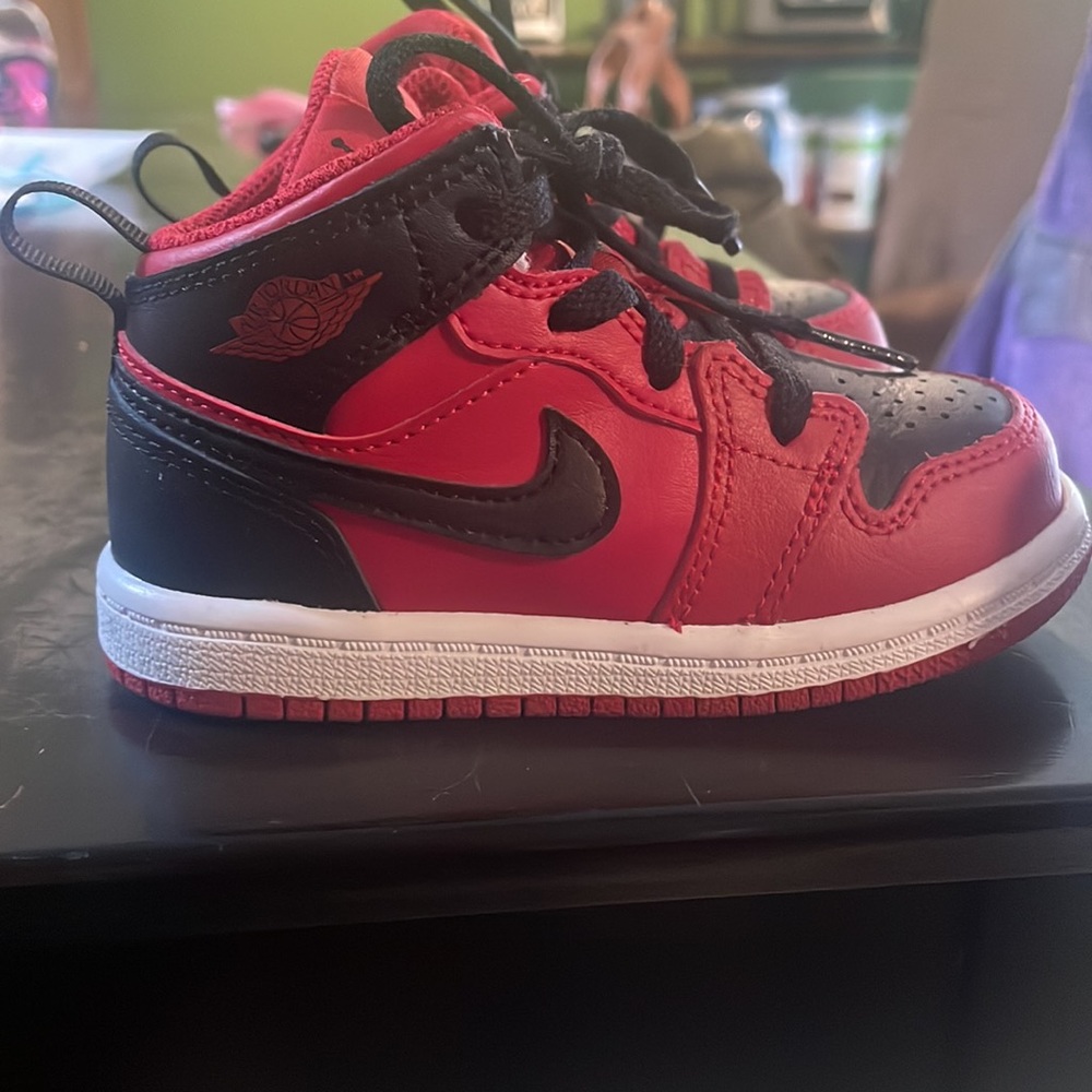 Gently used Nike air Jordan